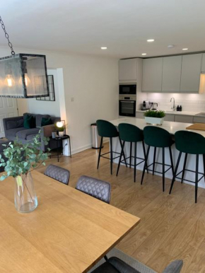 Lux 2 Bedroom Ground Floor Apartment